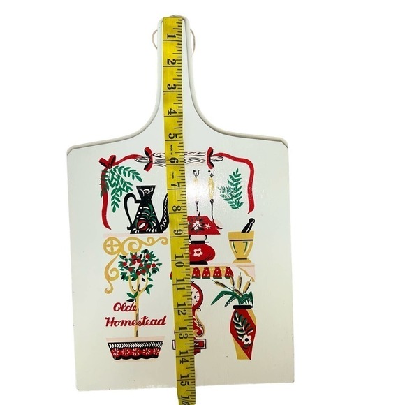 Vintage Yugoslavia Wooden Decorative Cutting Board Wall Hanging - Picture 4 of 5